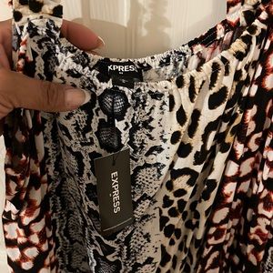 Express short romper with pockets! Never worn. NWT.